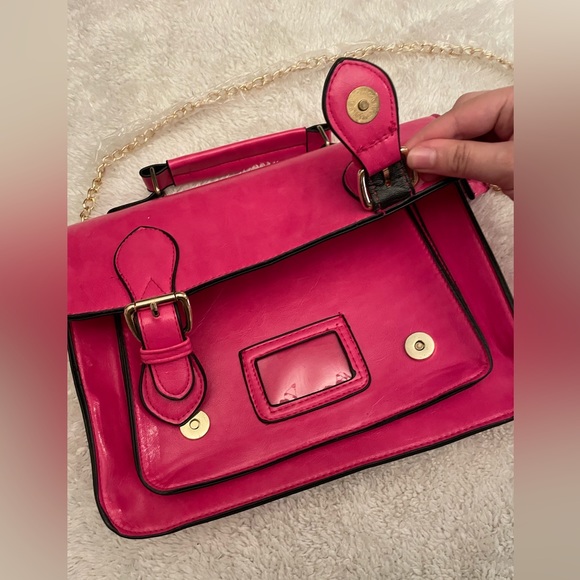 Pink Purse - Picture 3 of 16